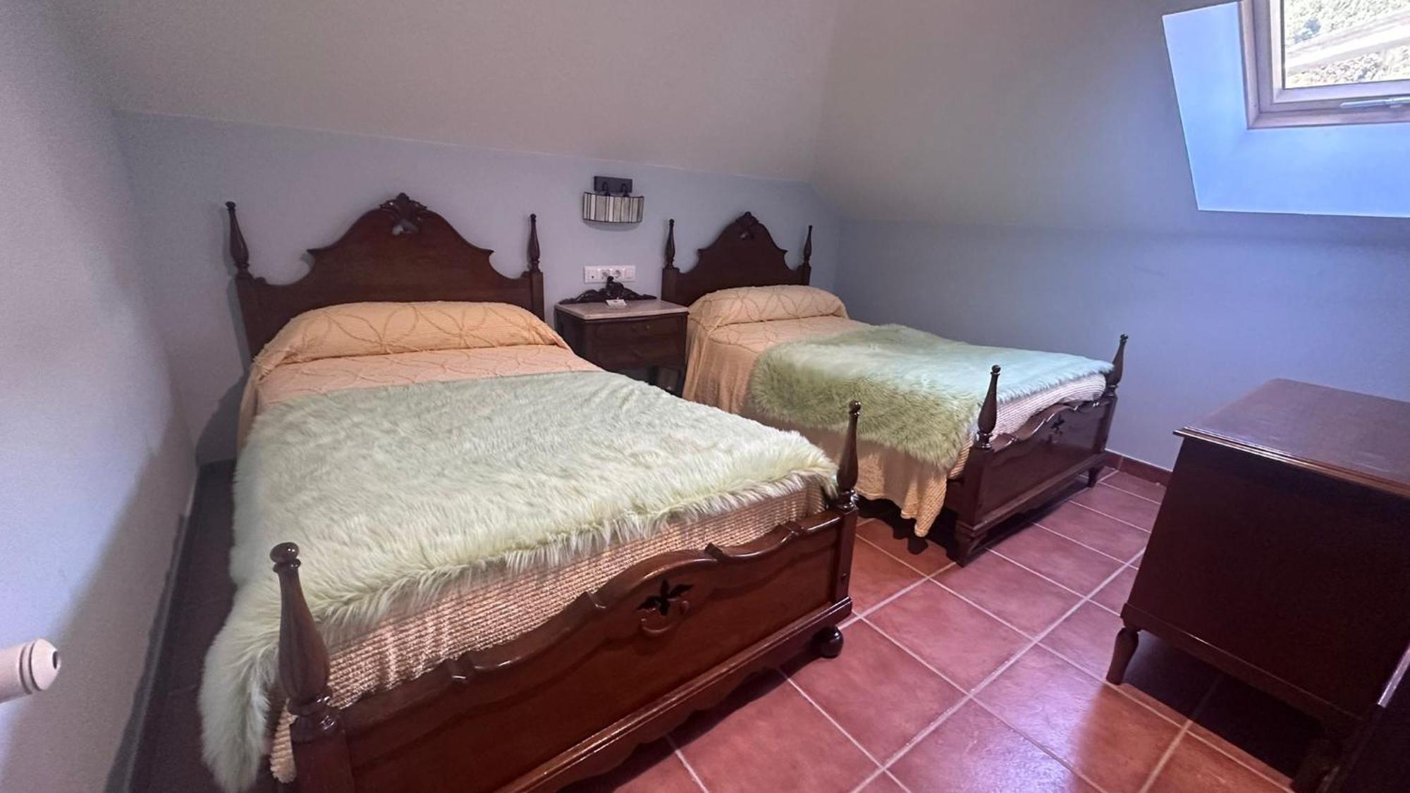 Casa Alpargateiro Guest House Os Peares Luaran gambar