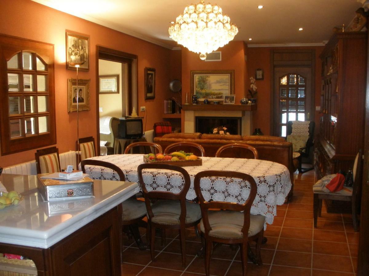 Casa Alpargateiro Guest House Os Peares Luaran gambar