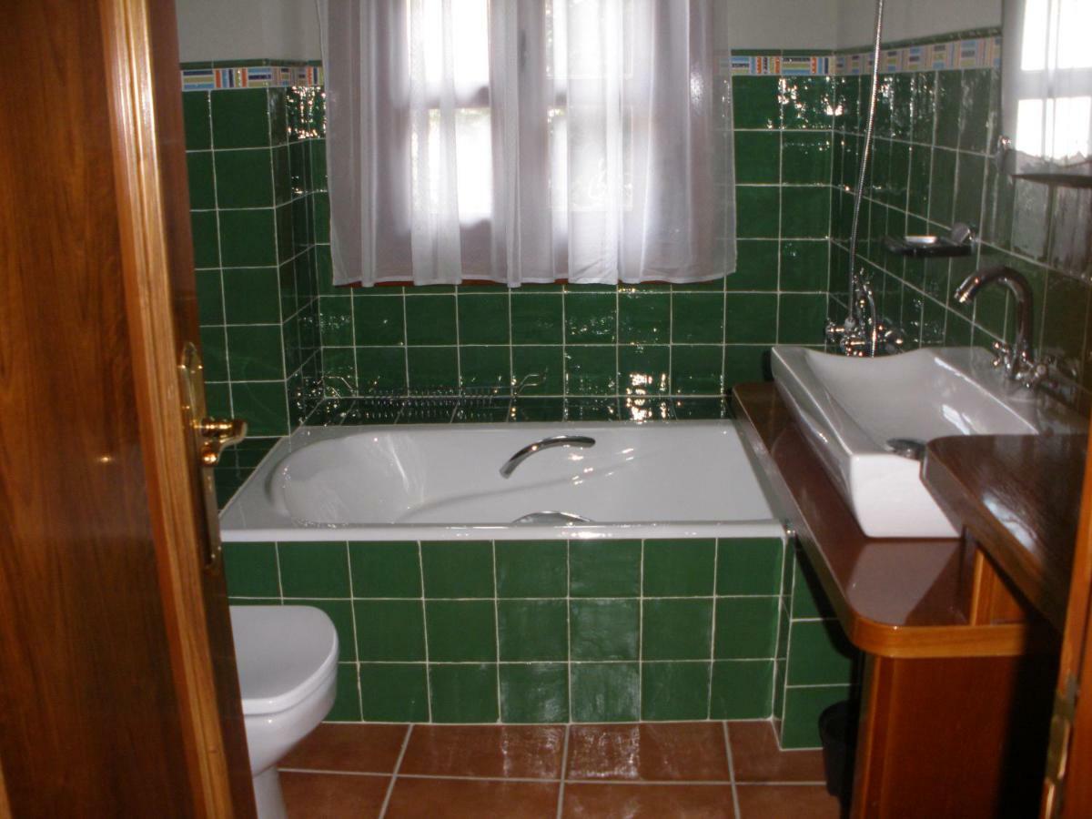 Casa Alpargateiro Guest House Os Peares Luaran gambar