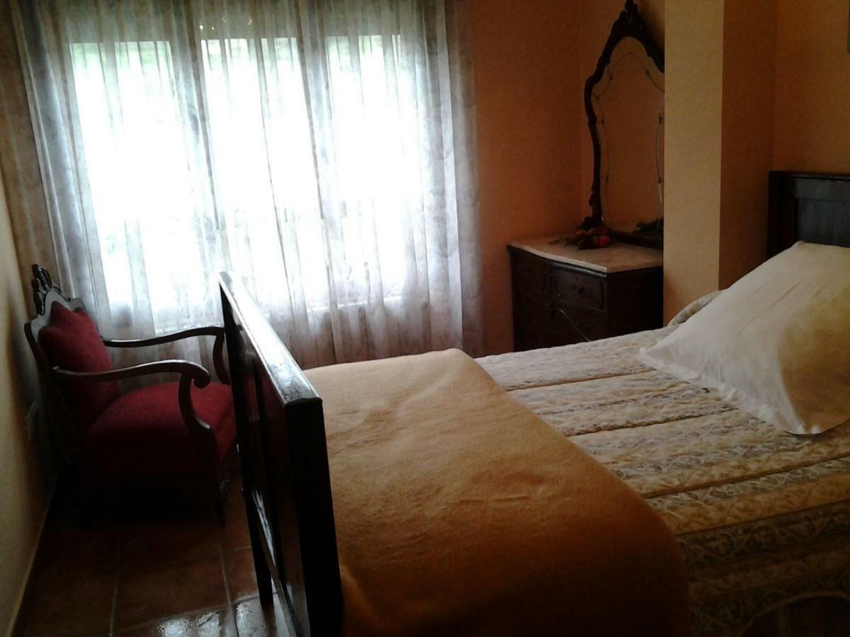 Casa Alpargateiro Guest House Os Peares Luaran gambar